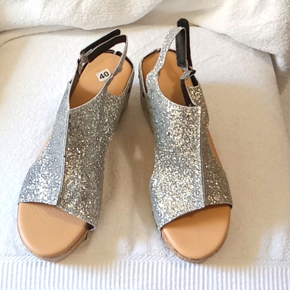 Unbearable women's shoes
